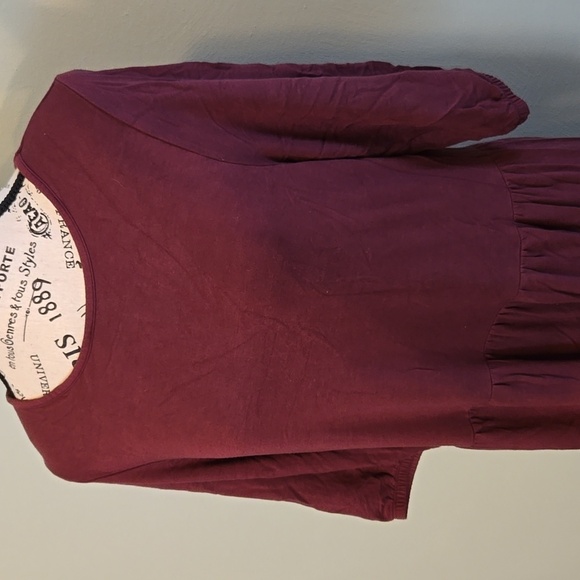 Maroon 1/4 Length Sleeve Maxi Dress - Picture 6 of 6